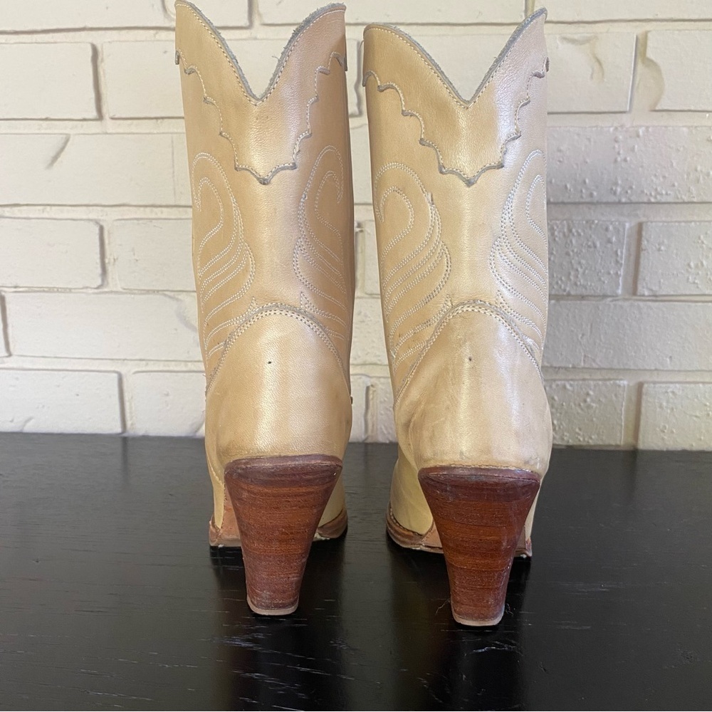 Vintage 80s Zodiac tan yellow leather heeled Leather boots Western Rodeo Size 6 - Picture 5 of 9